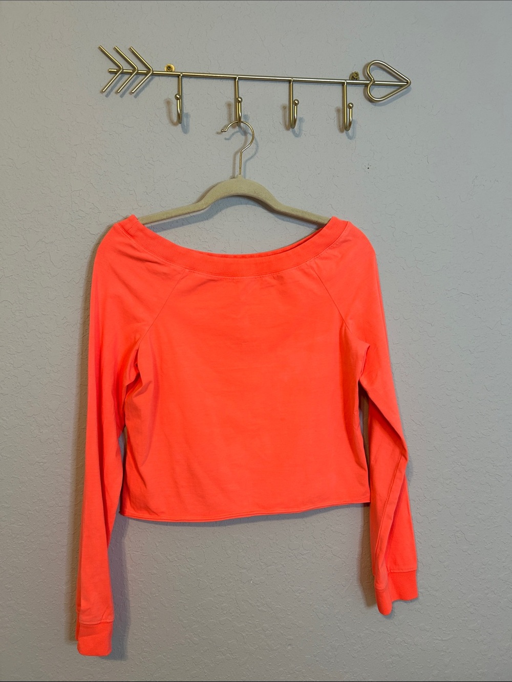 FP Movement Hot Shot Easy Set Orange Long Sleeve Top Shorts NWOT Size Large - Picture 2 of 9